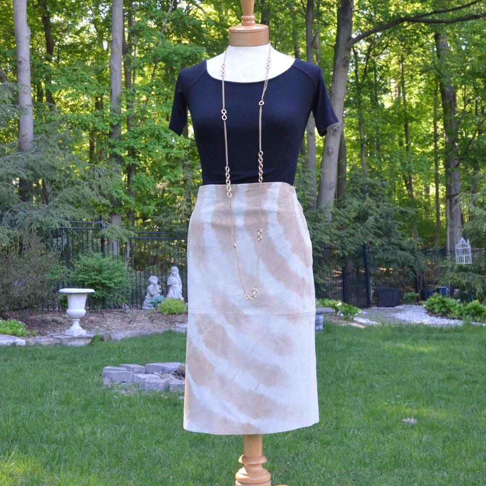 NEW FRONTIER PENCIL LEATHER SKIRT SIZE 6